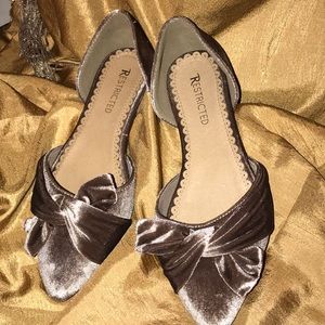 Restricted taupe/gold velvet flats.